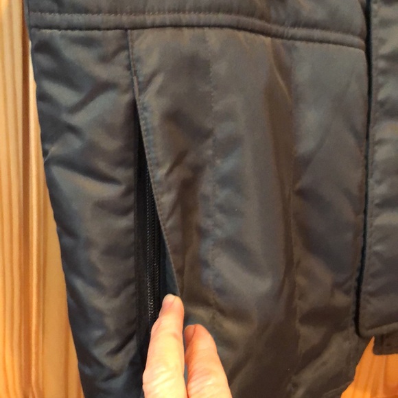 Tommy Hilfiger Men’s Nylon Puffed Vest - Picture 6 of 14